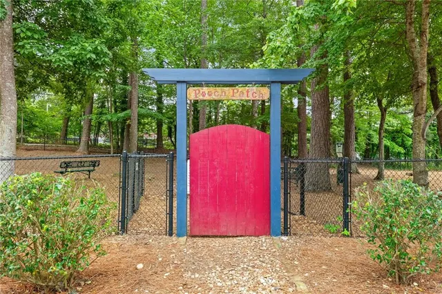 $565,000 | 3133 Scarlet Oak Lane, Gainesville, GA 30504