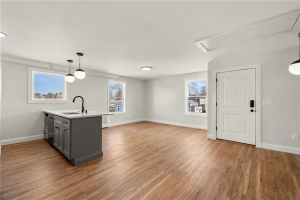 $4,000 | 36 Evarts Street, Unit 3, Newport, RI 02840