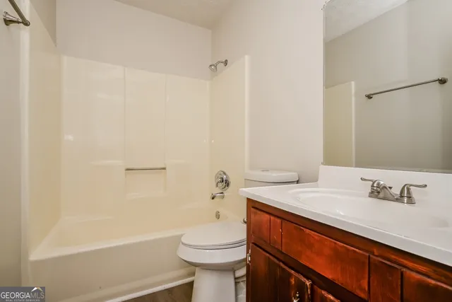 $1,815 | 2140 Teri Lane Southeast, Conyers, GA 30013