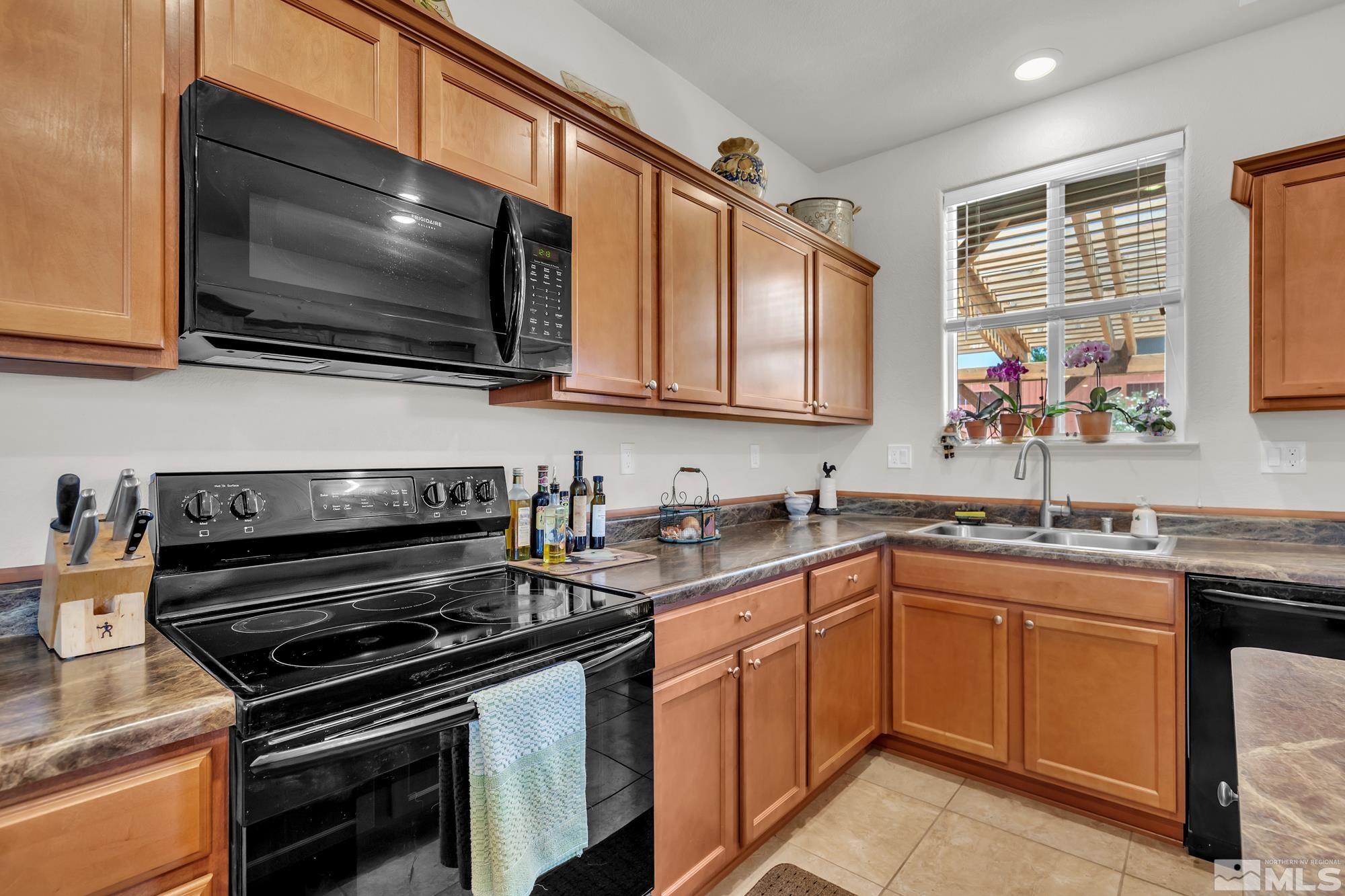 18549 Winter Hazel Court Reno, NV 89508 - Photo 10 of 24 Photo 10