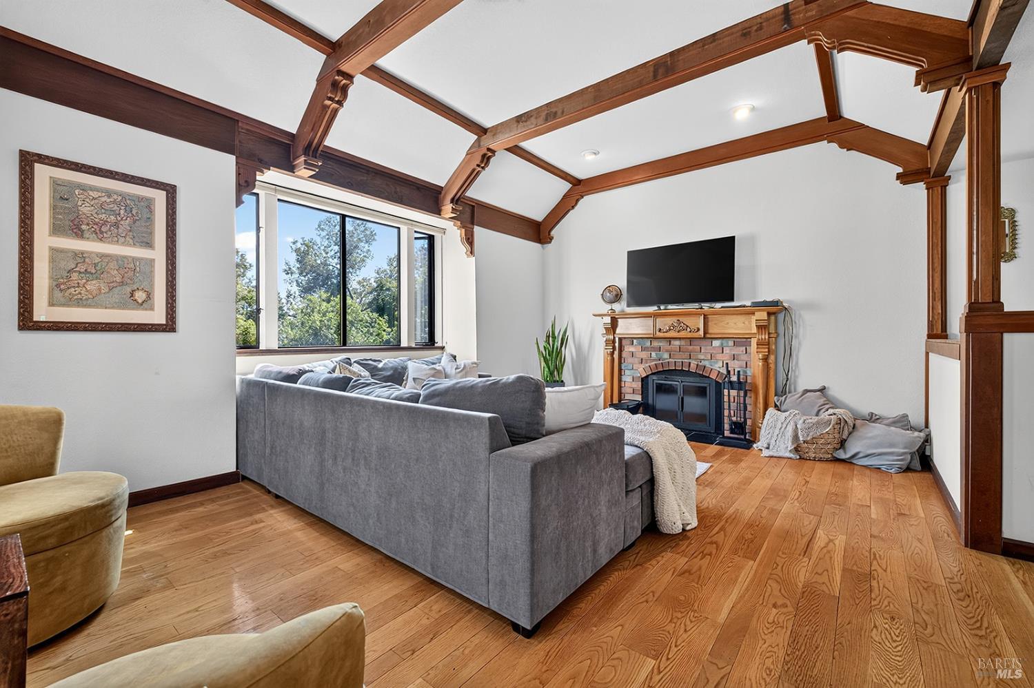 2591 Del Rosa Avenue Santa Rosa, CA 95404 - Photo 6 of 52 Gallery Image 6
