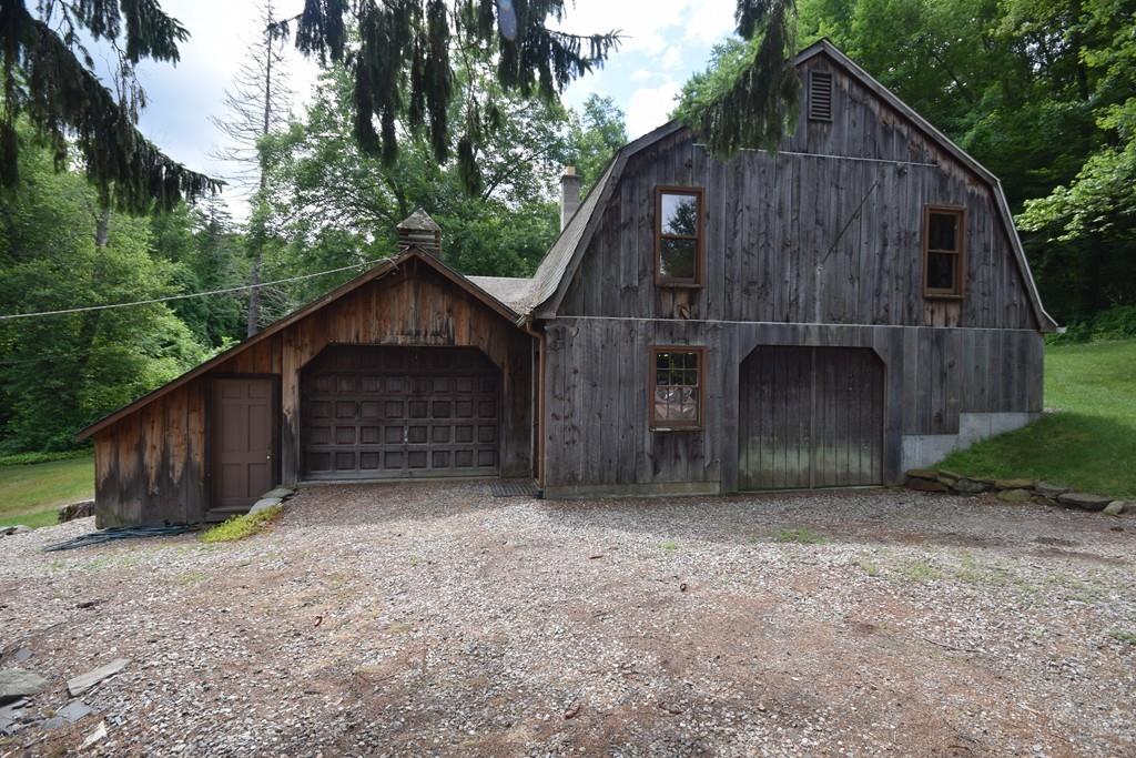 19 S Road Hampden, MA 01036 - Photo 2 of 42
