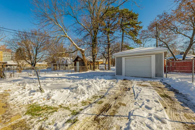 $179,900 | 1227 Emerald Avenue, Chicago Heights, IL 60411