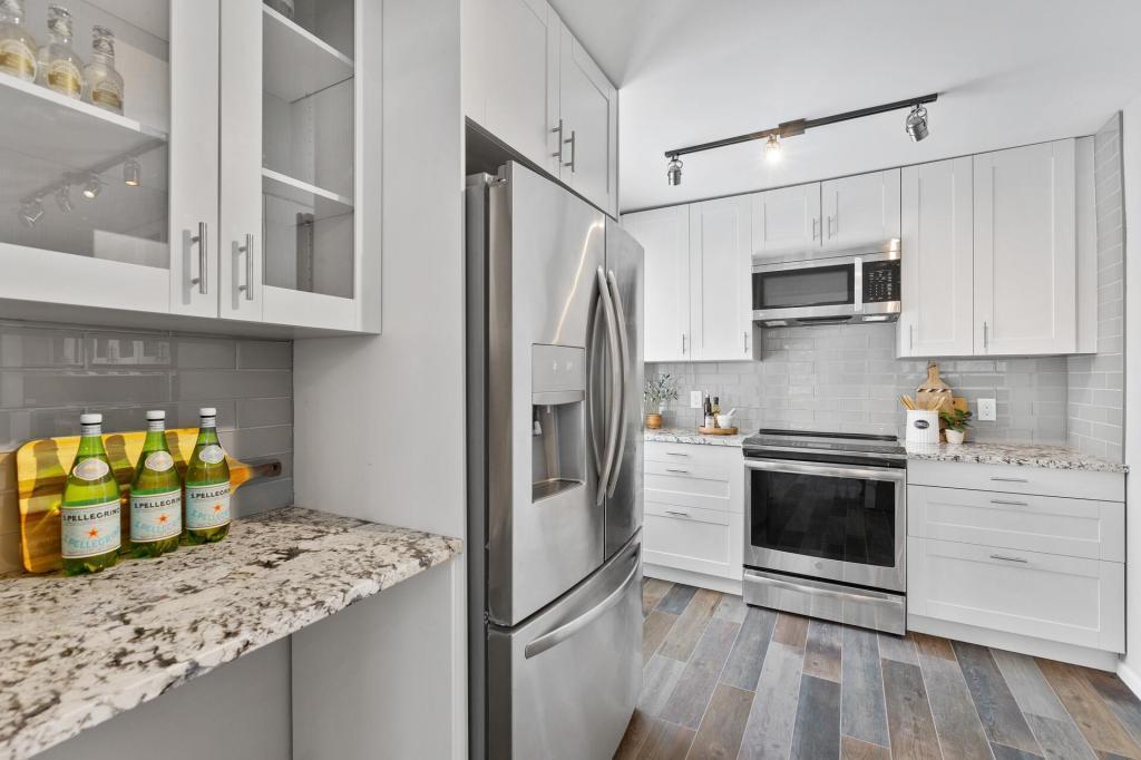 7453 Mariner Drive Maple Grove, MN 55311 - Photo 8 of 9