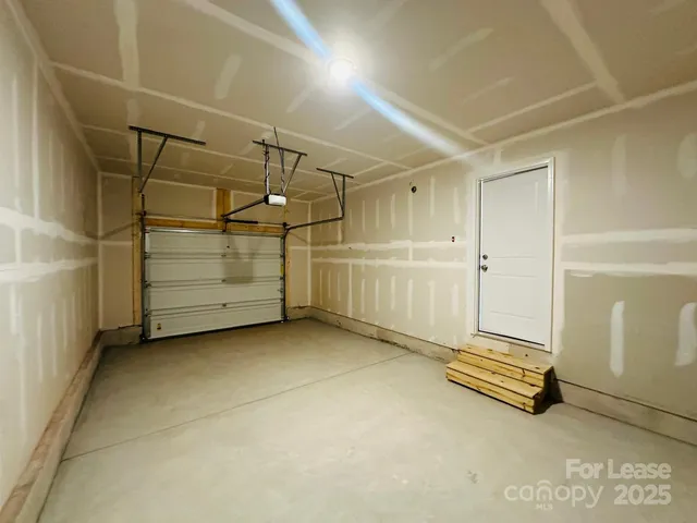 $2,300 | 99 Piedmont Drive, Kannapolis, NC 28081