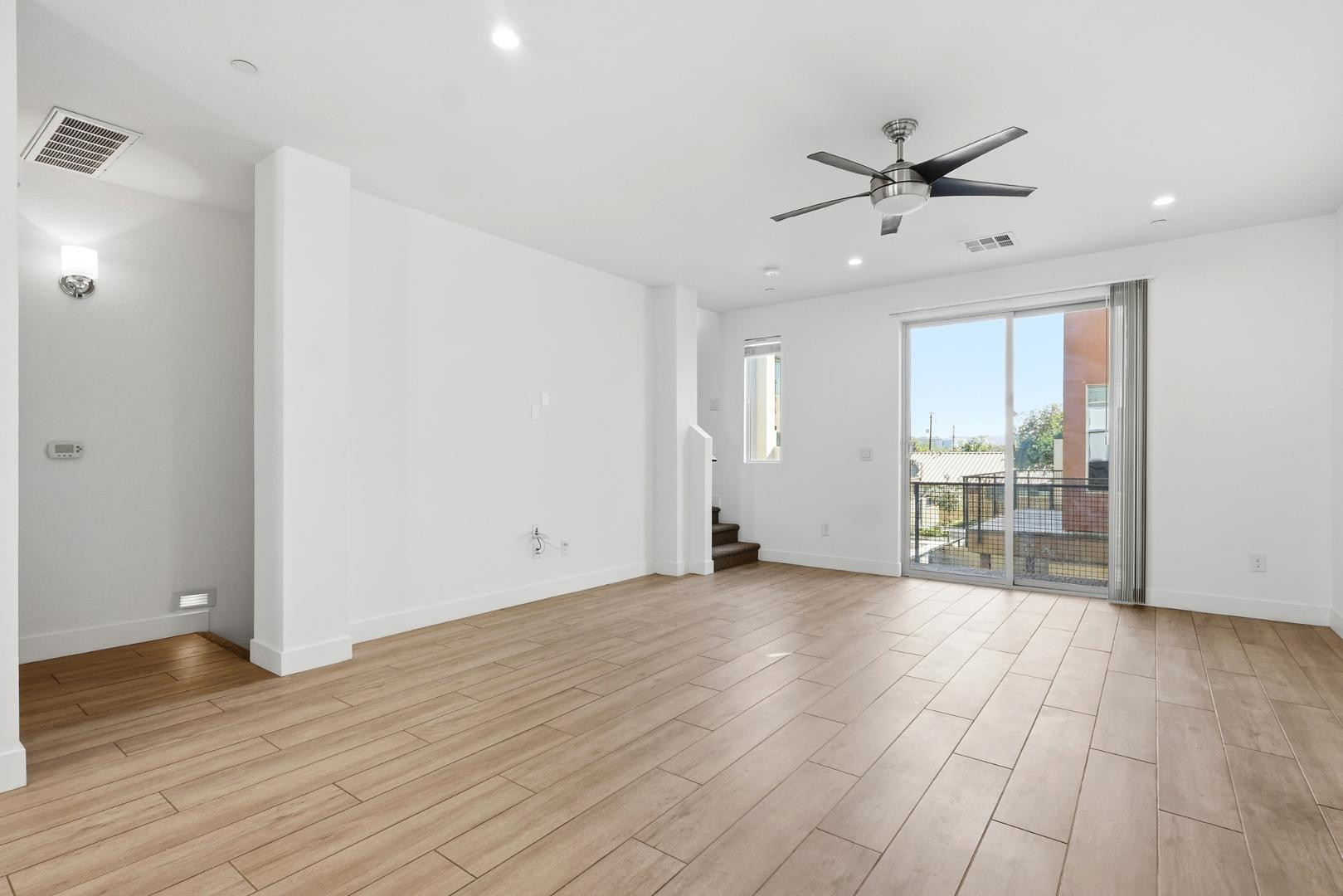 820 North 8th Avenue, Unit 24 Phoenix, AZ 85007 - Photo 5 of 37 Photo #5