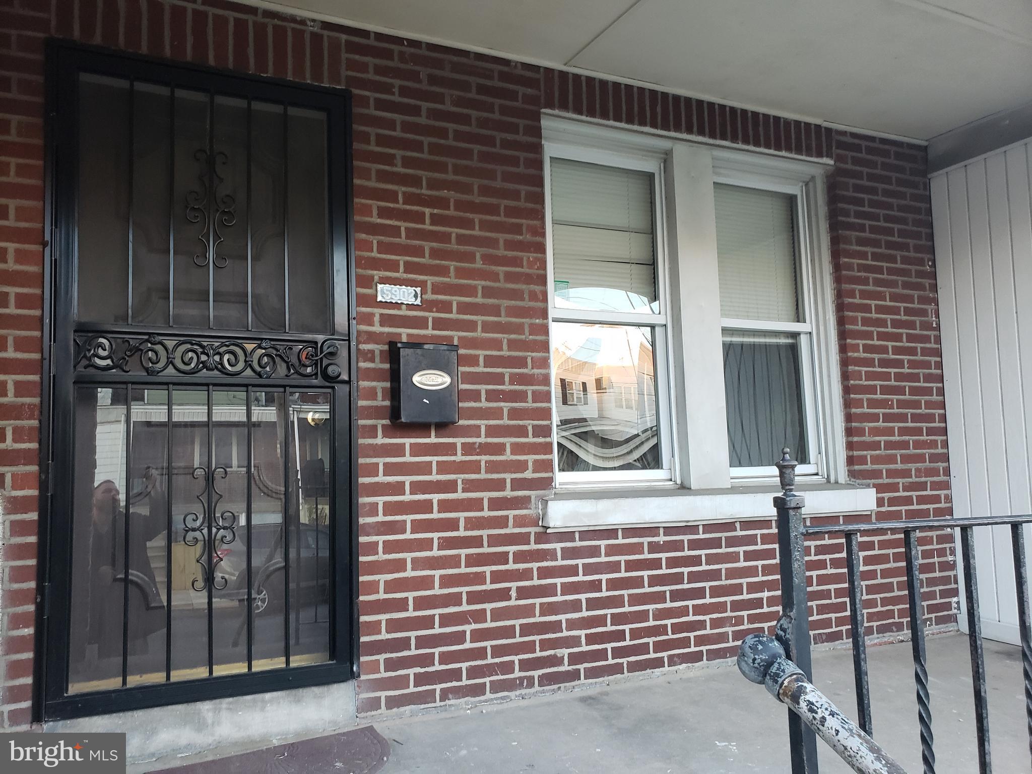 5902 Colgate Street Philadelphia, PA 19120 - Photo 2 of 61 Gallery Image 2