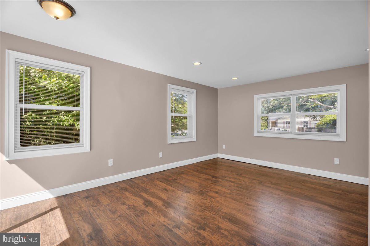 132 Edison Road Cherry Hill, NJ 08034 - Photo 12 of 24