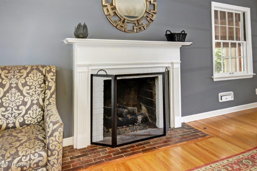 308 Ring Road Louisville, KY 40207 - Photo 11 of 40 _DSC6358_60_61