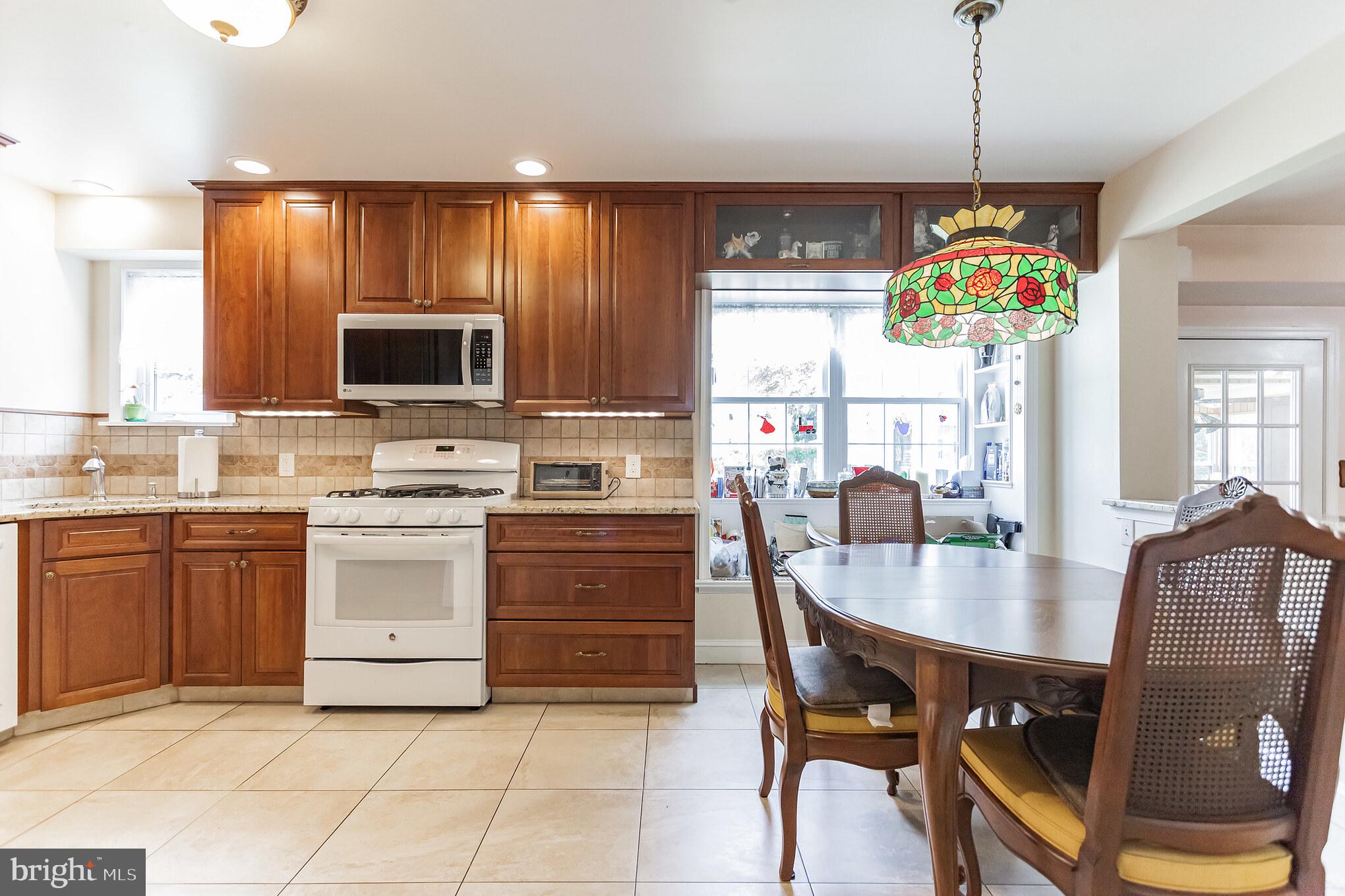 39 Dawson Road Langhorne, PA 19047 - Photo 12 of 30 Gallery Image 12