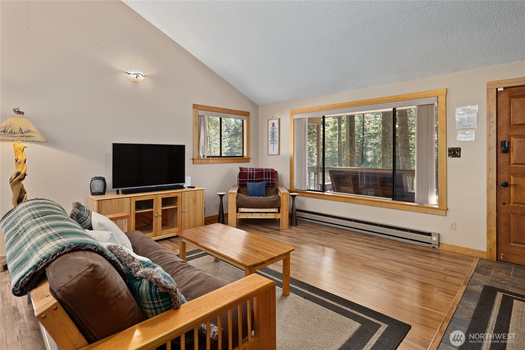 751 Highland Loop Ronald, WA 98940 - Photo 4 of 40 Gallery Image 4