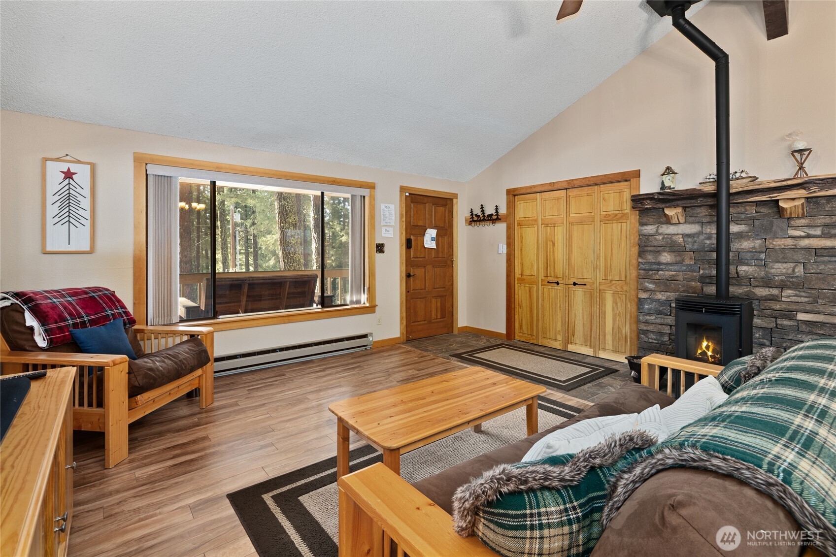 751 Highland Loop Ronald, WA 98940 - Photo 5 of 40 Gallery Image 5