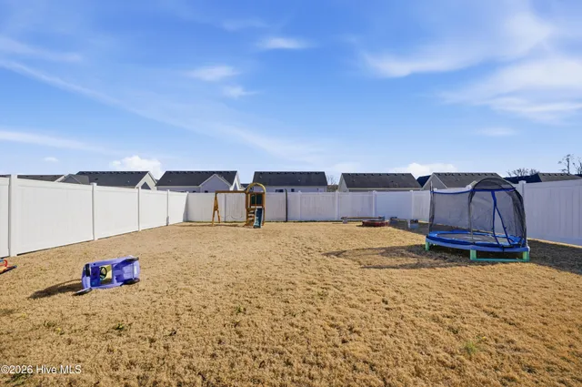 $314,999 | 609 Millbrooke Circle, Elizabeth City, NC 27909