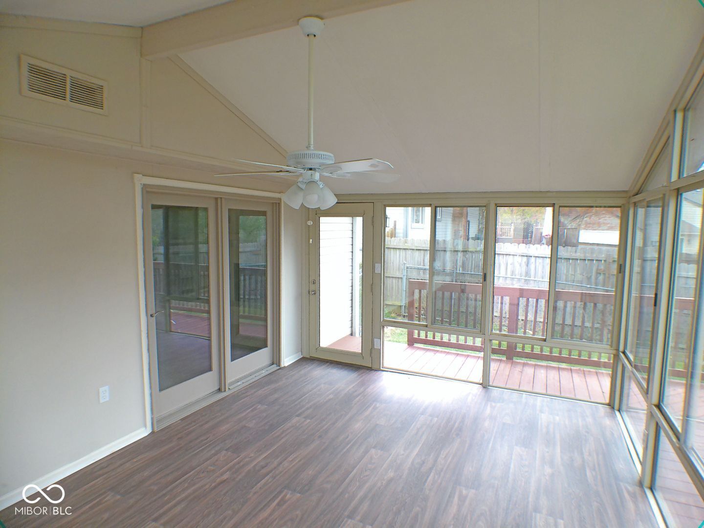 1314 Brookside Drive Columbus, IN 47201 - Photo 11 of 30