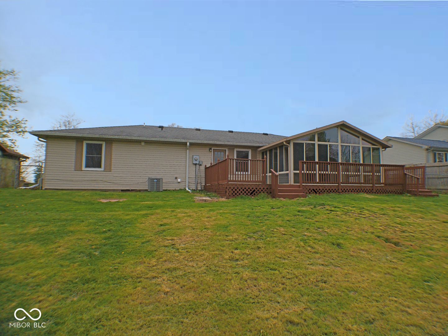 1314 Brookside Drive Columbus, IN 47201 - Photo 3 of 30