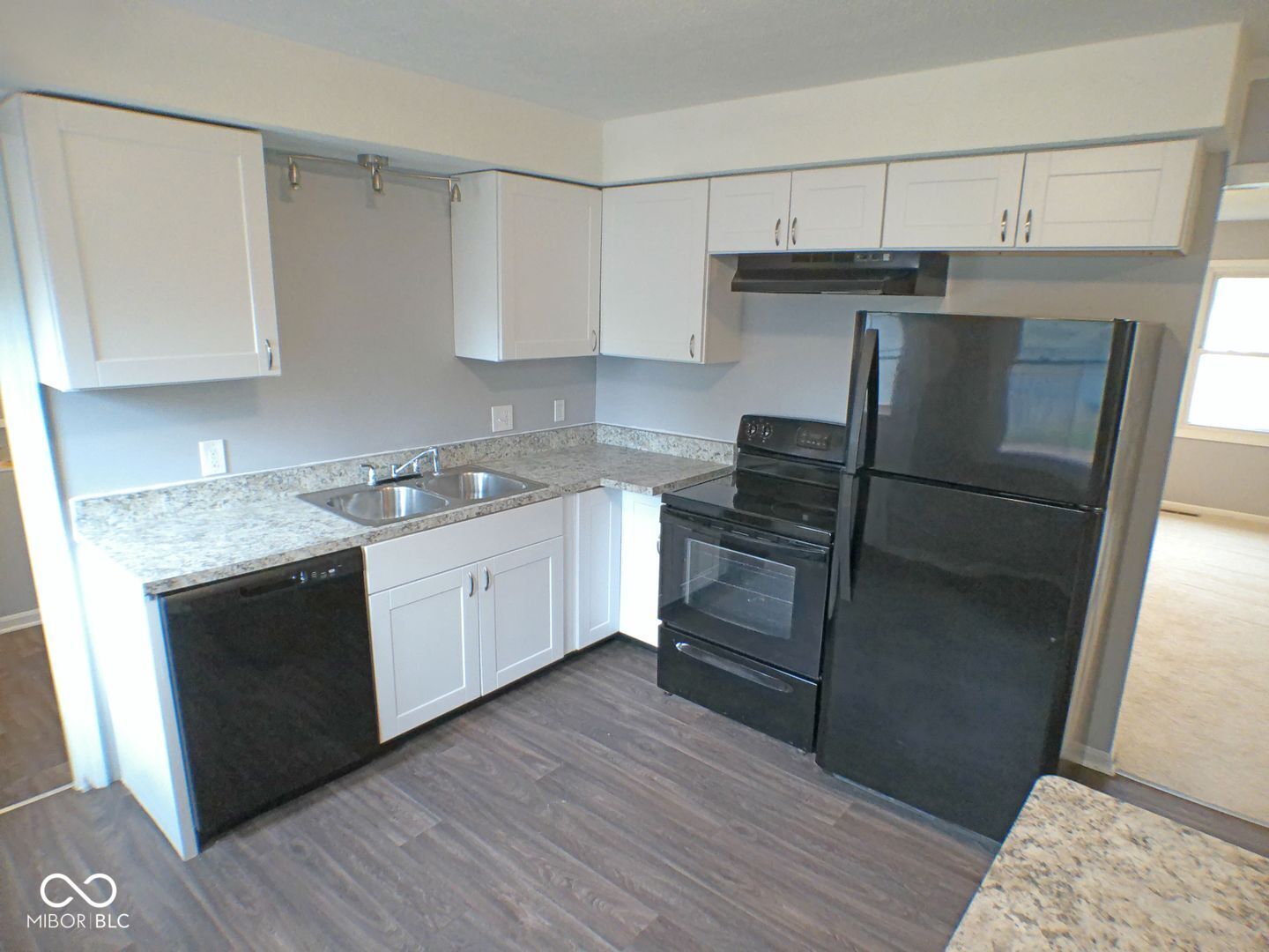 1314 Brookside Drive Columbus, IN 47201 - Photo 6 of 30