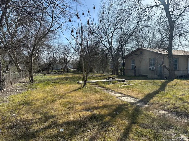 $34,900 | 766 F Street, San Antonio, TX 78220
