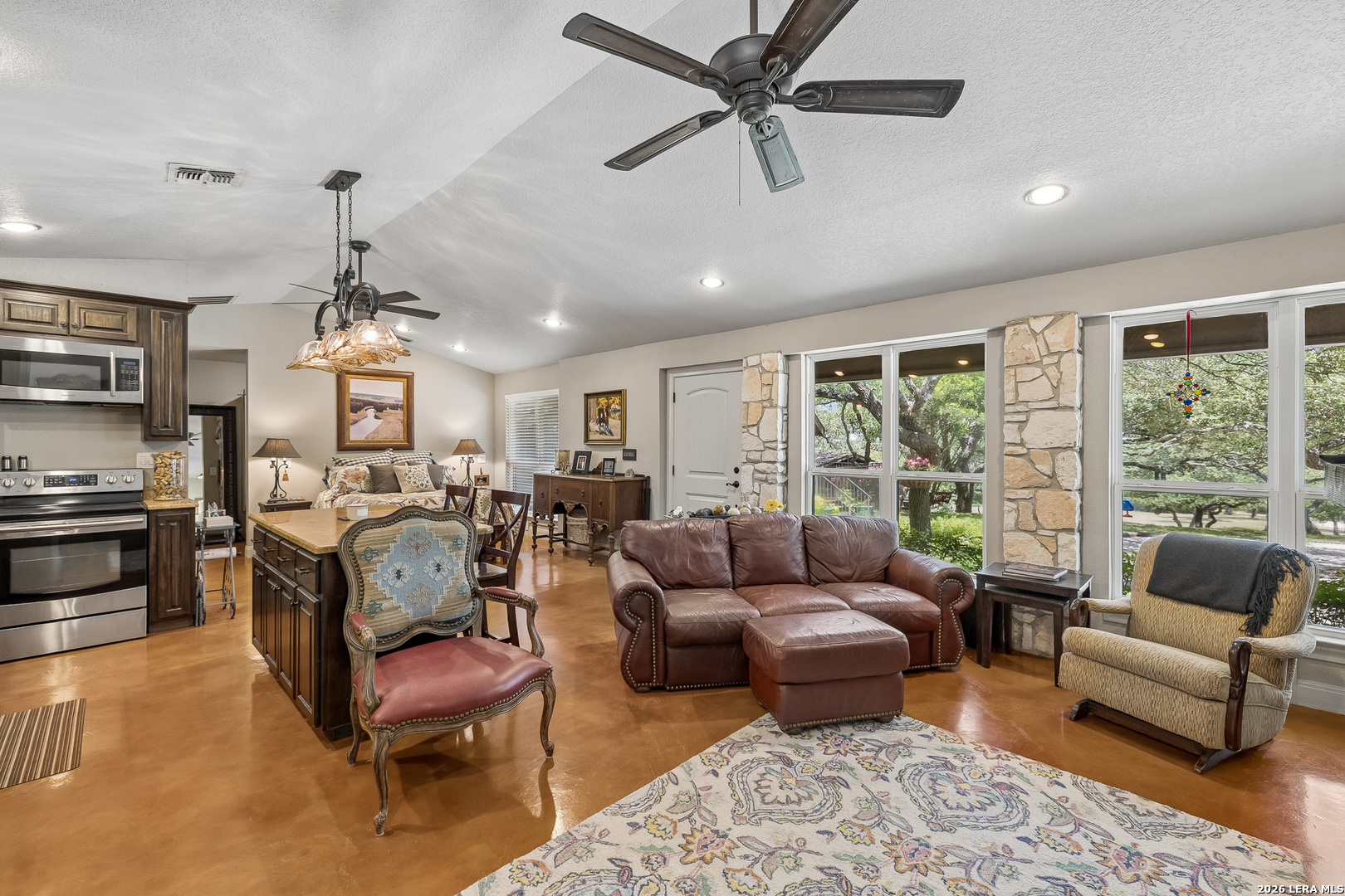 28155 Boerne Stage Road Boerne, TX 78006 - Photo 31 of 49 Gallery Image 31