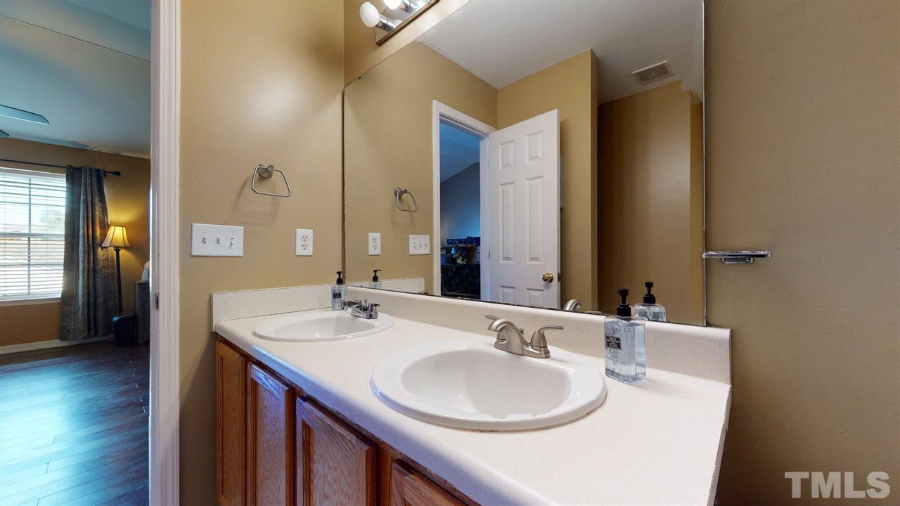 3649 Watkins Ridge Court Raleigh, NC 27616 - Photo 15 of 30