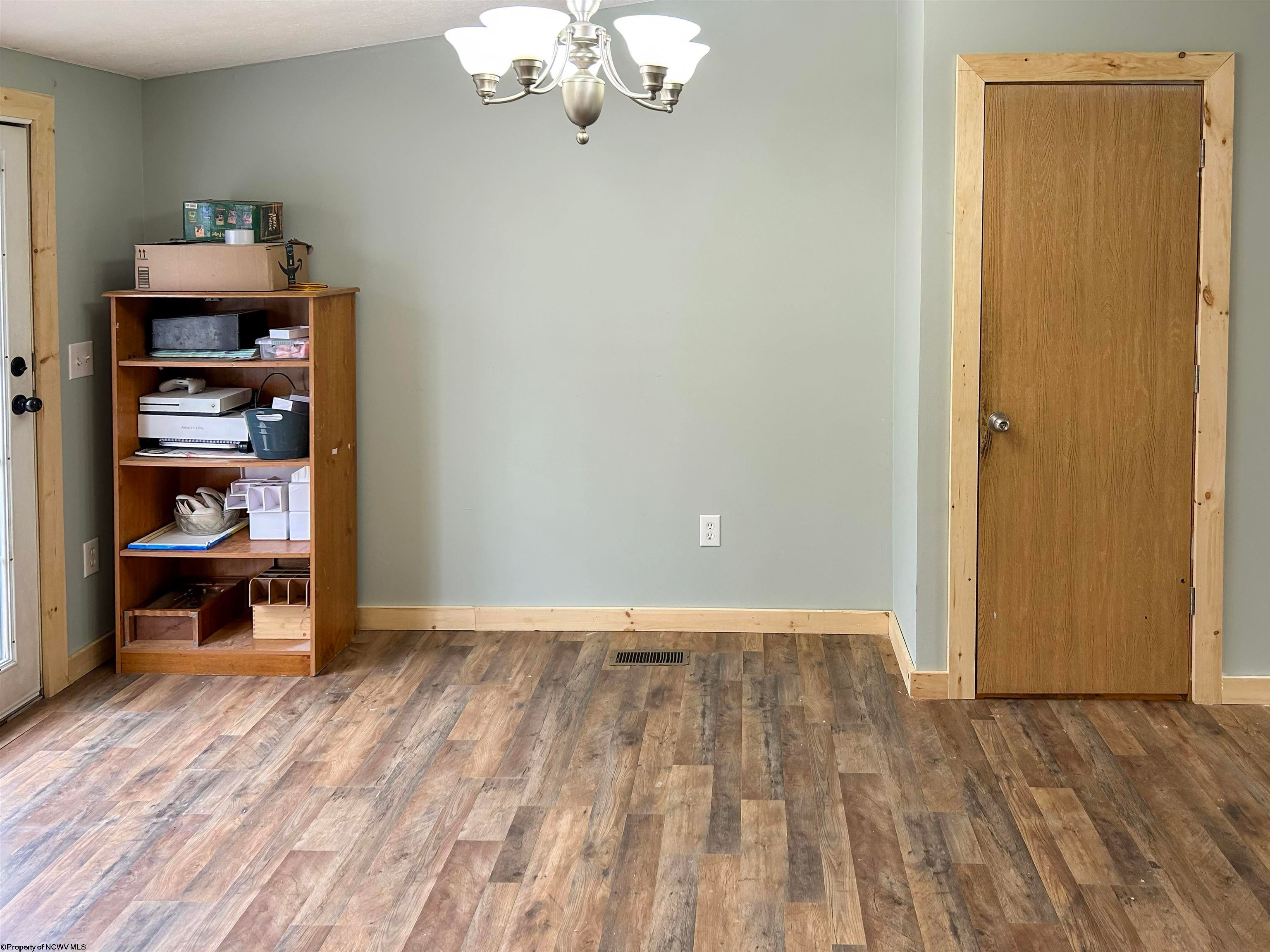 673 Pond Road Morgantown, WV 26508 - Photo 11 of 33 Gallery Image 11