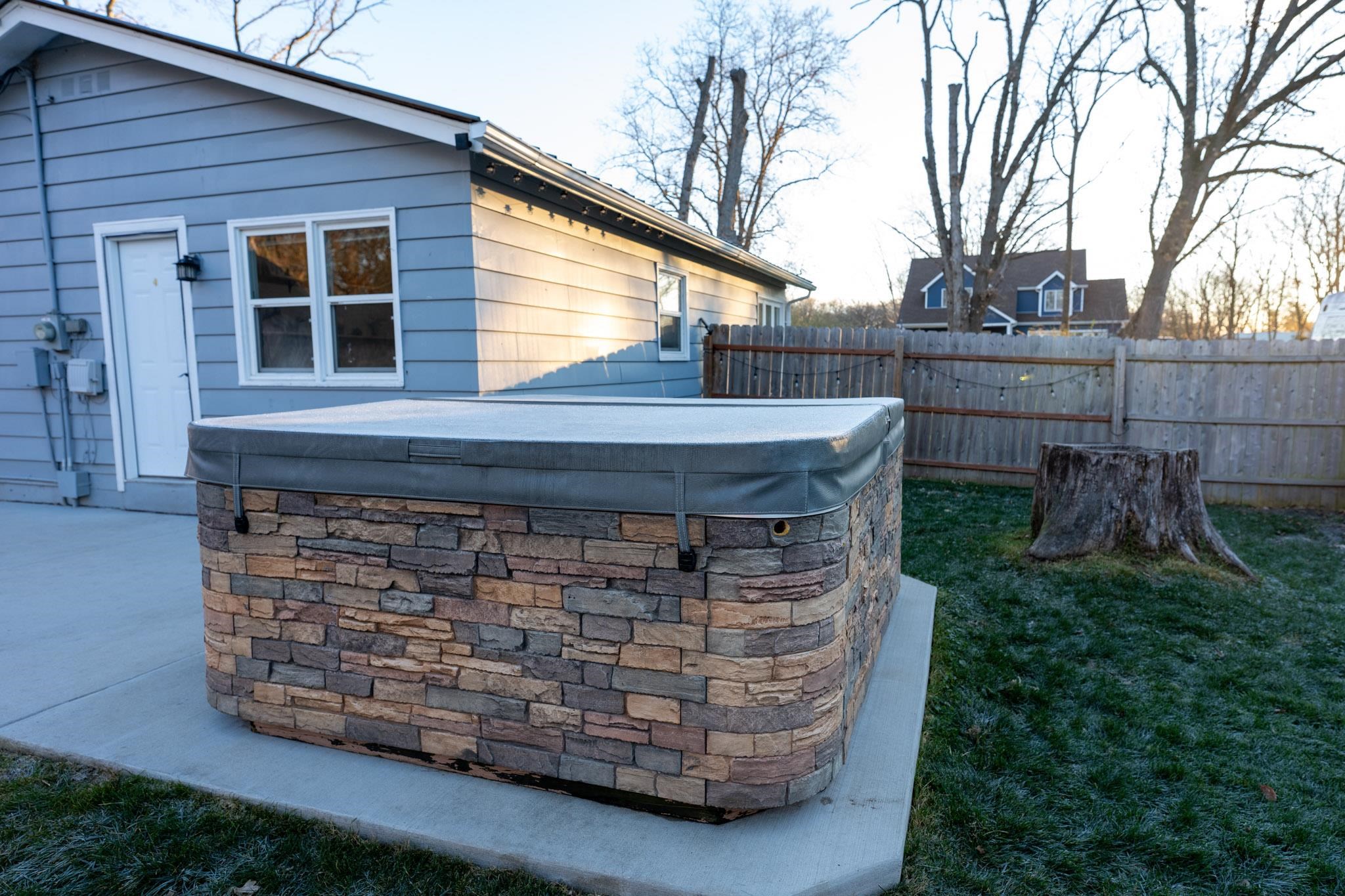 N1047 Olson Road Edgerton, WI 53534 - Photo 7 of 31