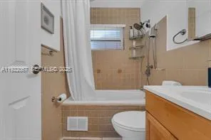 $3,000 | 37 Southwest 11th Street, Dania Beach, FL 33004