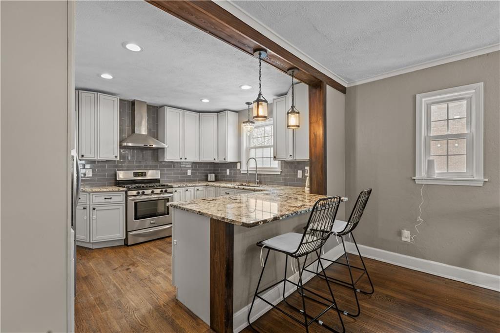 2814 Graham Boulevard Pittsburgh, PA 15235 - Photo 11 of 30