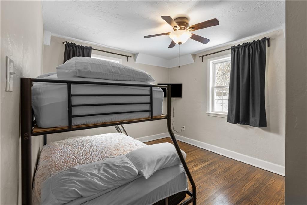 2814 Graham Boulevard Pittsburgh, PA 15235 - Photo 17 of 30