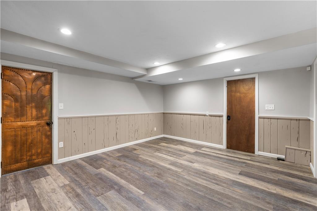 2814 Graham Boulevard Pittsburgh, PA 15235 - Photo 26 of 30