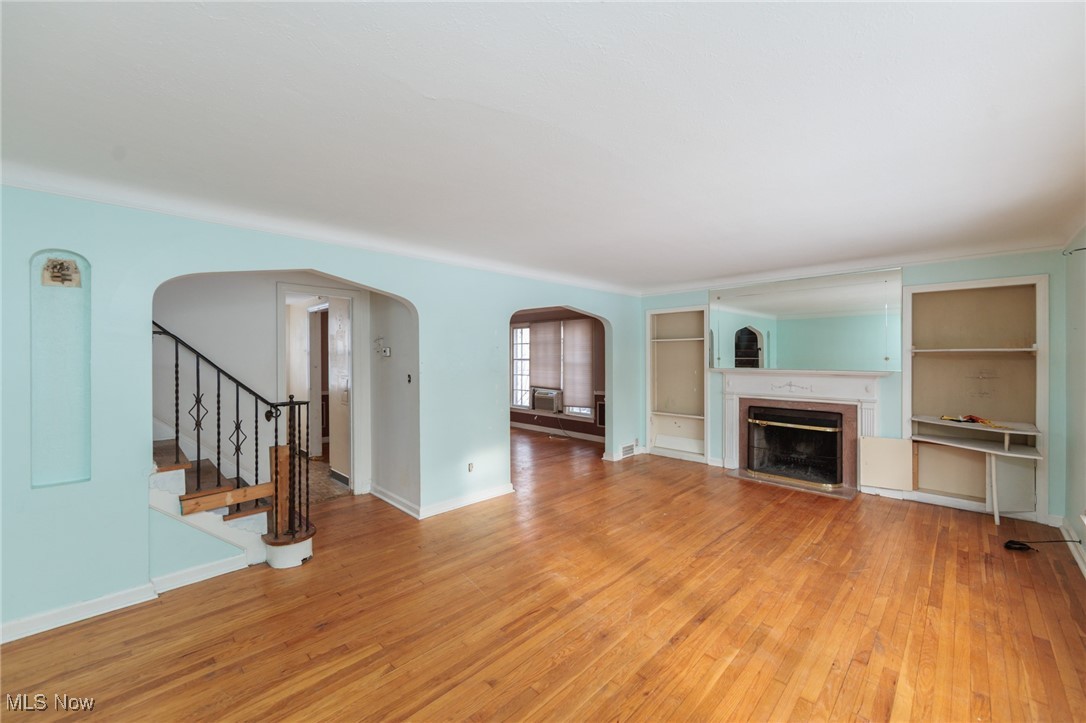3921 Bushnell Road Cleveland, OH 44118 - Photo 4 of 38 Gallery Image 4