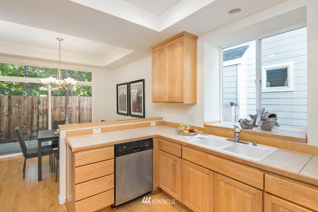 17029 3rd Place West Bothell, WA 98012 - Photo 7 of 25