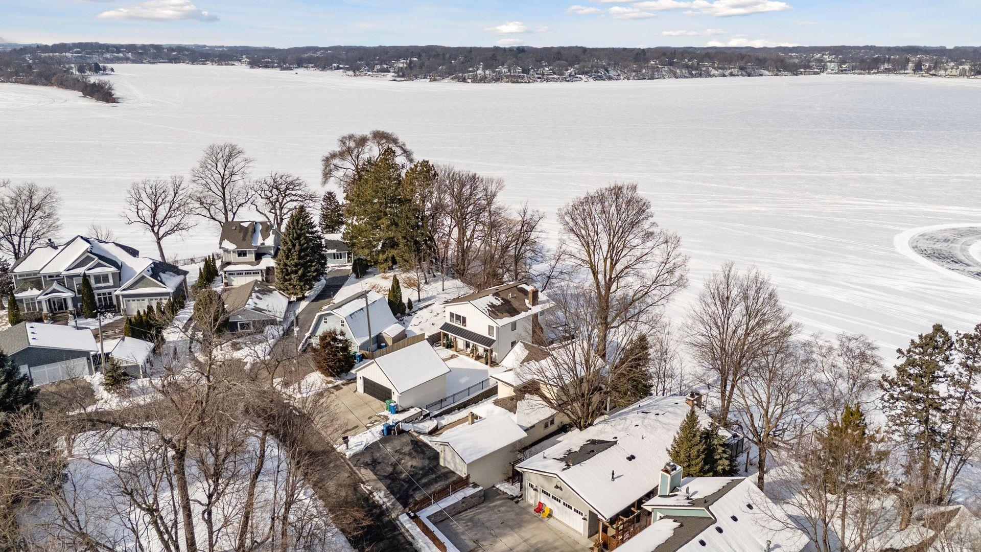 5338 Piper Road Mound, MN 55364 - Photo 2 of 57