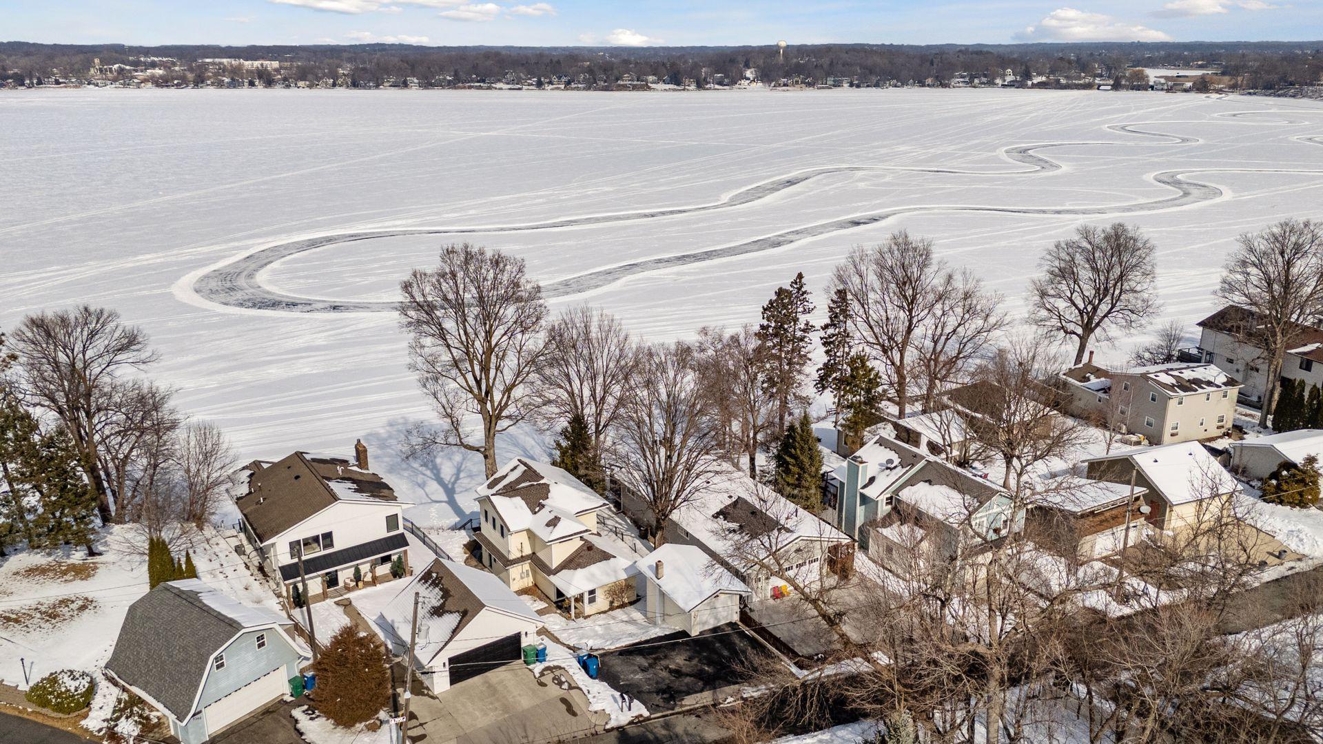 5338 Piper Road Mound, MN 55364 - Photo 3 of 57