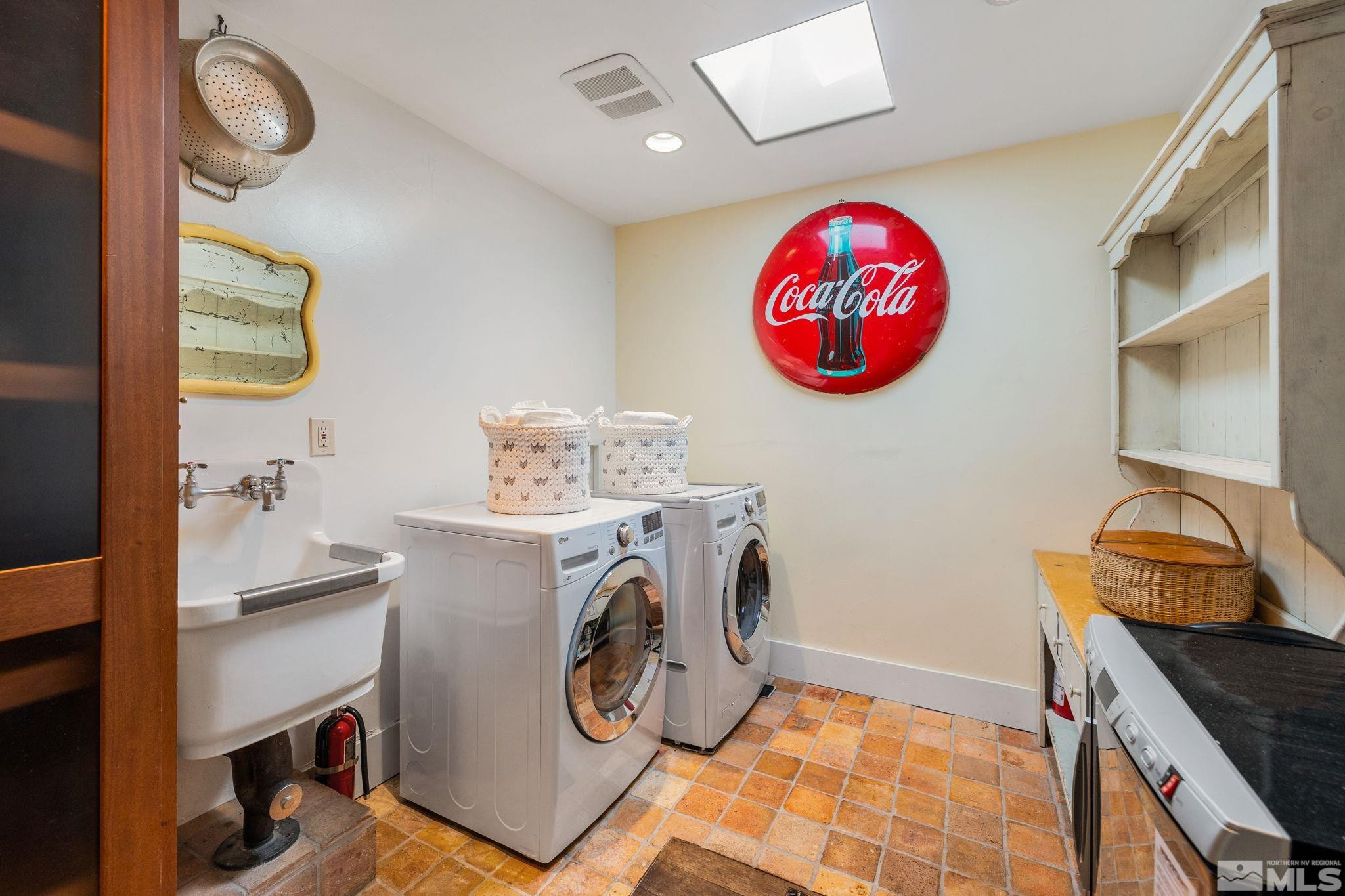 1555 Marsh Avenue Reno, NV 89509 - Photo 36 of 84 Photo 26