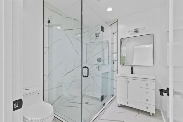 $1,650,000 | 6842 Cedros Avenue, Van Nuys, CA 91405
