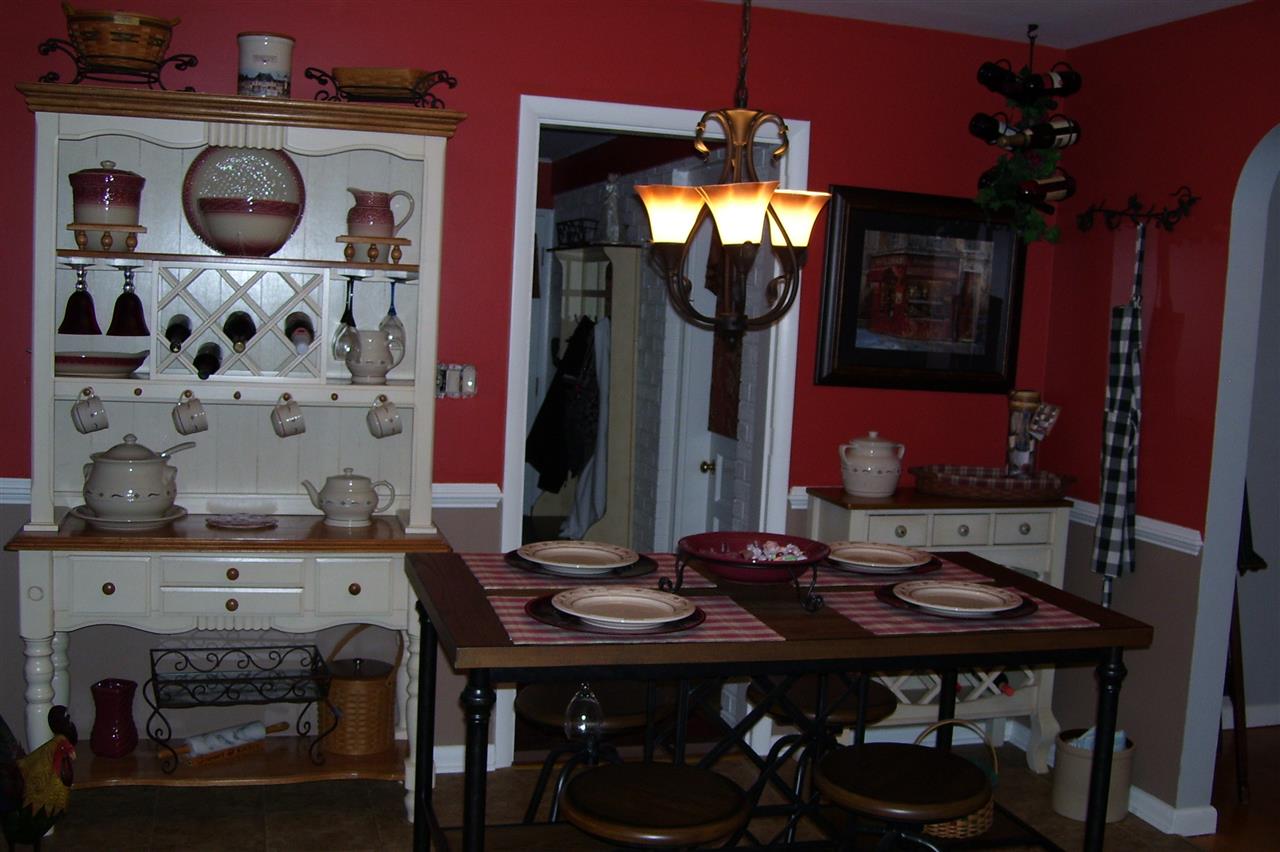 12427 Rockingham Pike Elkton, VA 22827 - Photo 11 of 23 Gallery Image 11