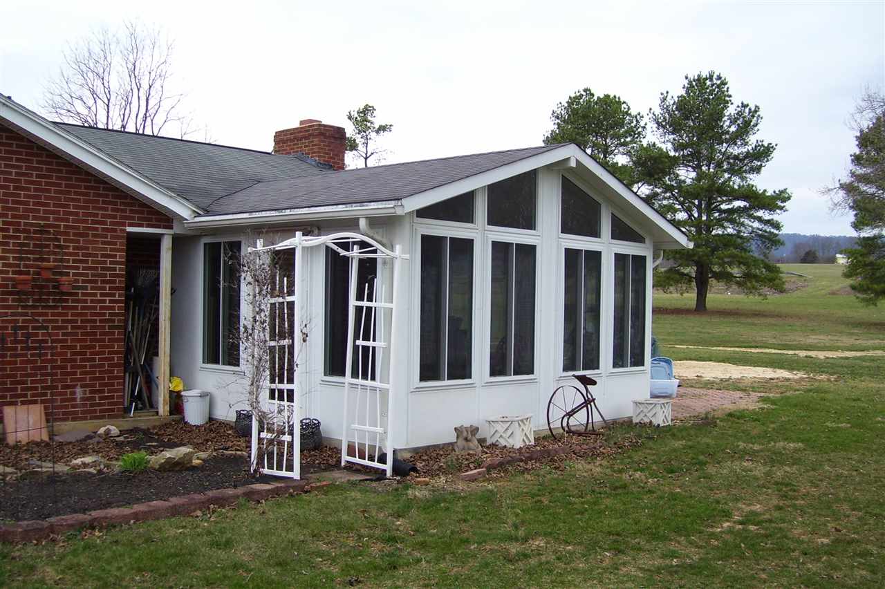 12427 Rockingham Pike Elkton, VA 22827 - Photo 4 of 23 Gallery Image 4