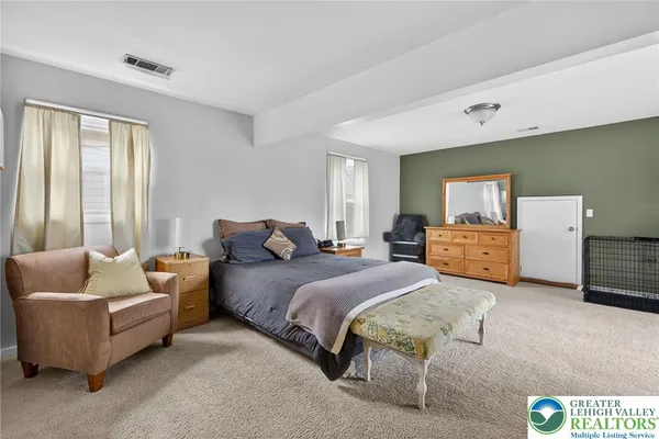 $389,000 | 1386 Jefferson Street, Hellertown, PA 18055