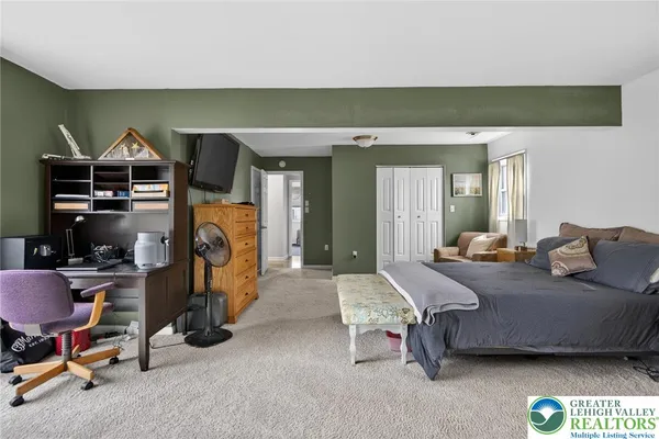 $389,000 | 1386 Jefferson Street, Hellertown, PA 18055