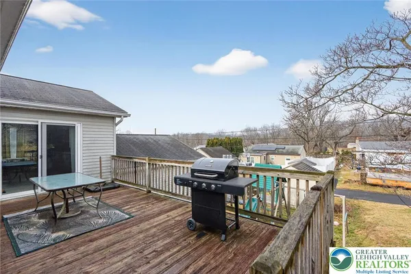 $389,000 | 1386 Jefferson Street, Hellertown, PA 18055