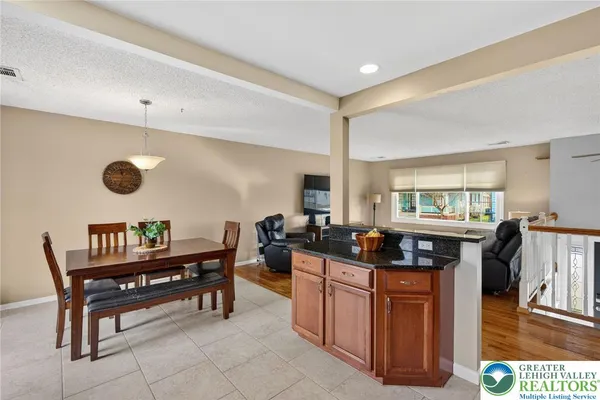 $389,000 | 1386 Jefferson Street, Hellertown, PA 18055