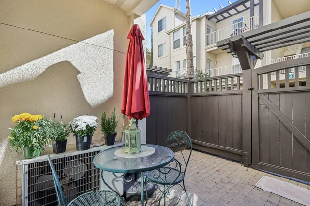$729,888 | 2255 Showers Drive, Unit 111, Mountain View, CA 94040