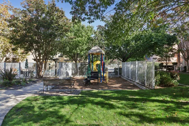 $729,888 | 2255 Showers Drive, Unit 111, Mountain View, CA 94040