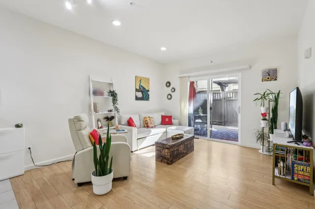 $729,888 | 2255 Showers Drive, Unit 111, Mountain View, CA 94040