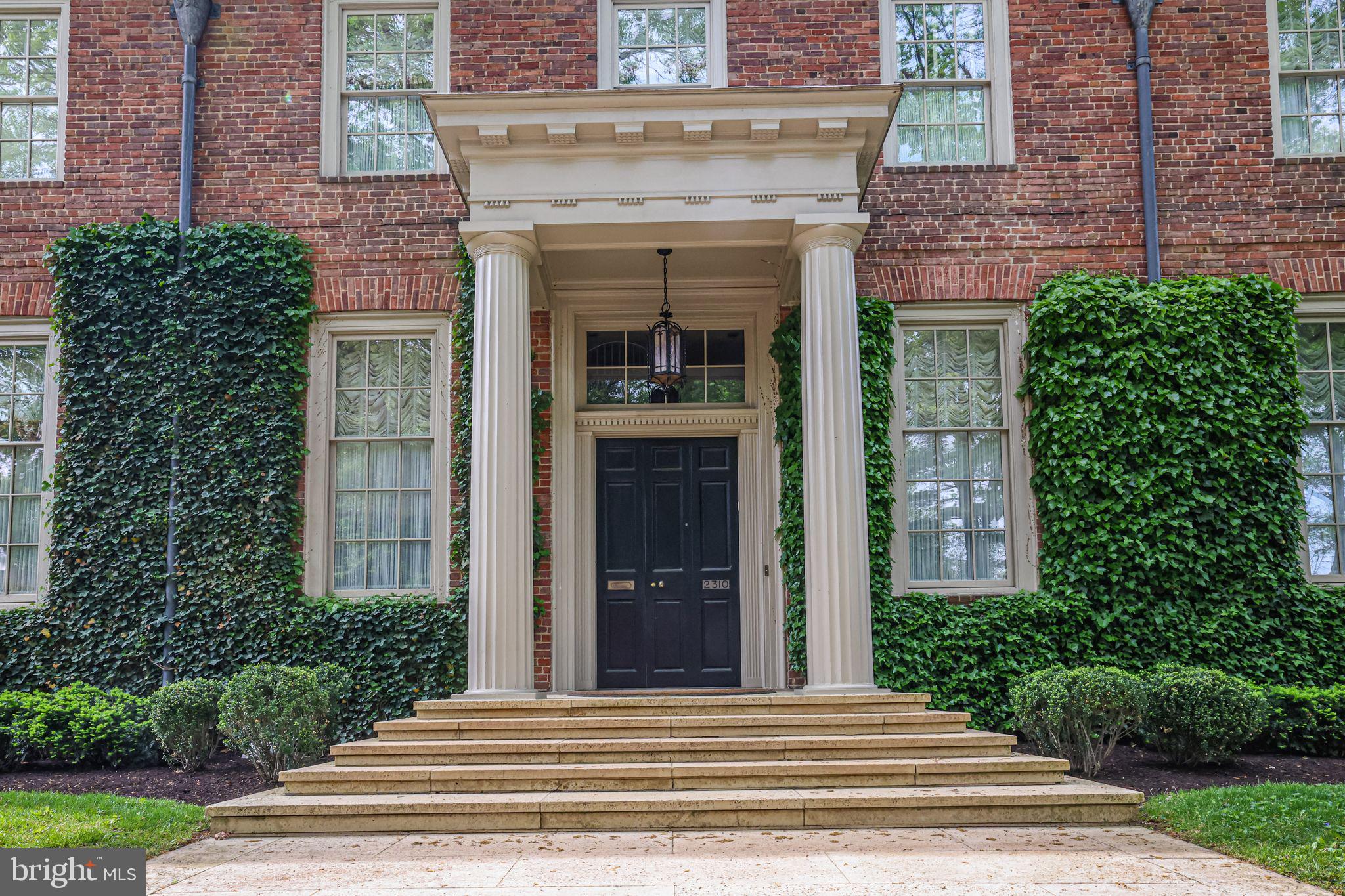 2310 Kalorama Road Northwest Washington, DC 20008 - Photo 7 of 50 a view of a entrance of the house