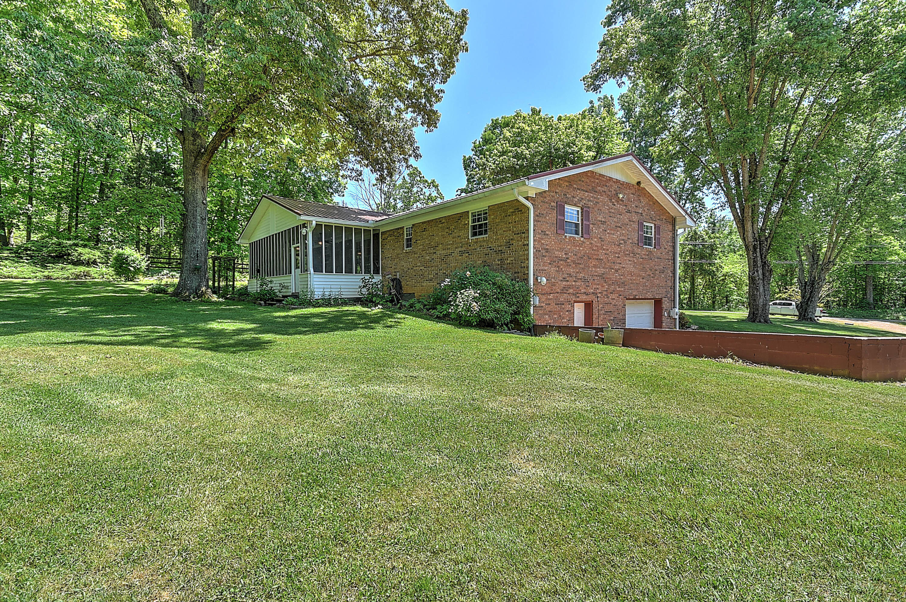 2185 Justice Road Afton, TN 37616 - Photo 45 of 53 Justice-45