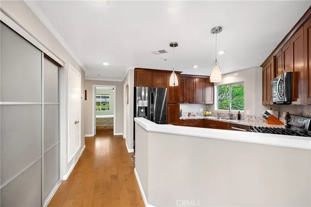 $1,199,000 | 206 Avenida Montalvo, Unit 5, San Clemente, CA 92672