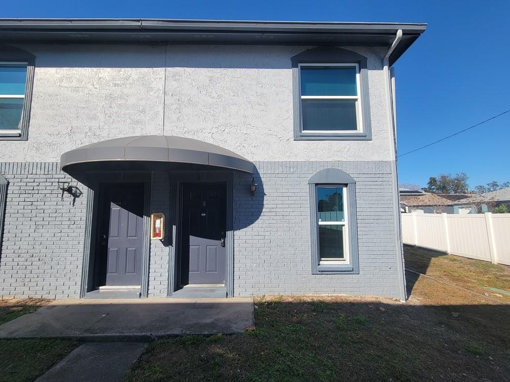 5122 Temple Heights Road, Unit D Tampa, FL 33617 - Photo 1 of 16