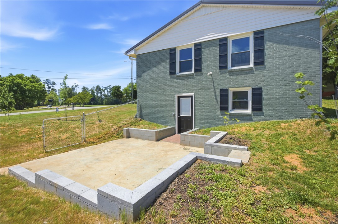 308 West South 5th Street Seneca, SC 29678 - Photo 32 of 42