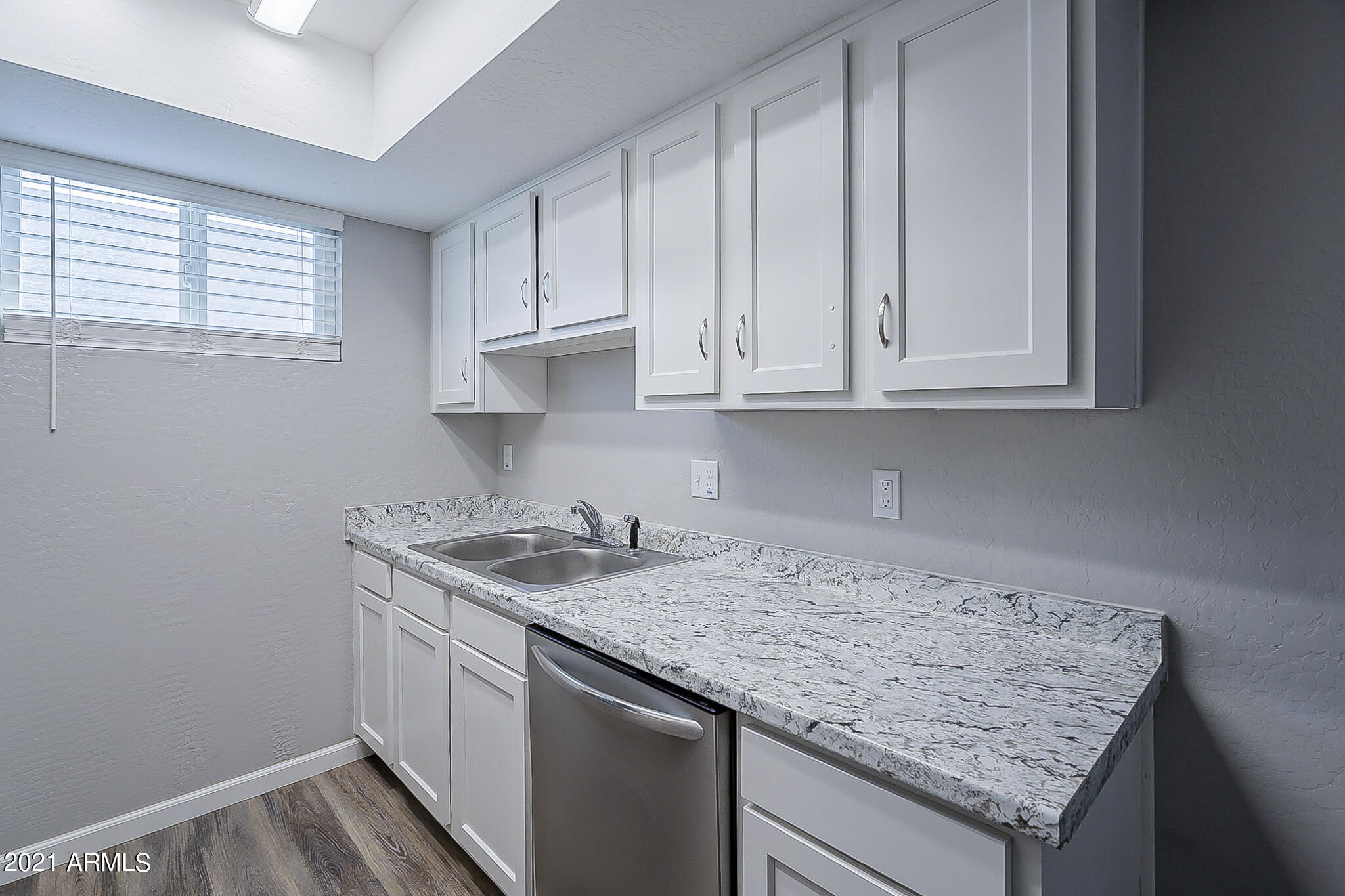 2605 West Ocotillo Road, Unit 3 Phoenix, AZ 85017 - Photo 5 of 20 Octoillo-14